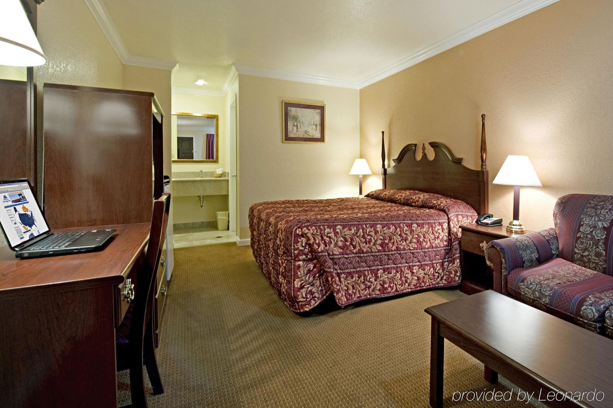 Americas Best Value Inn Σανιβέιλ Δωμάτιο φωτογραφία