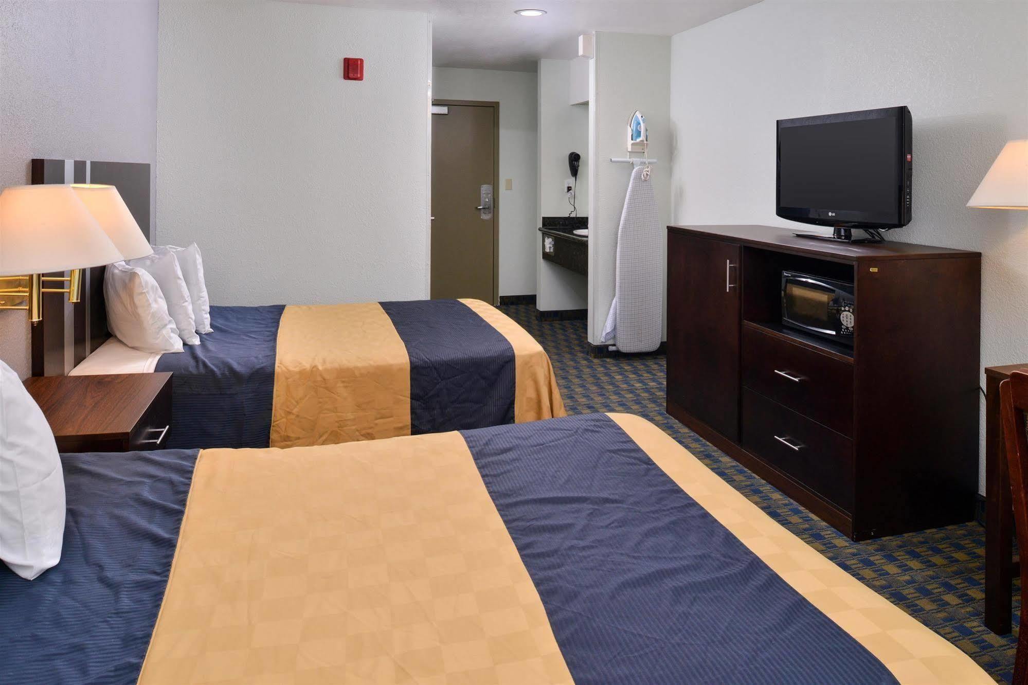 Americas Best Value Inn Σανιβέιλ Εξωτερικό φωτογραφία